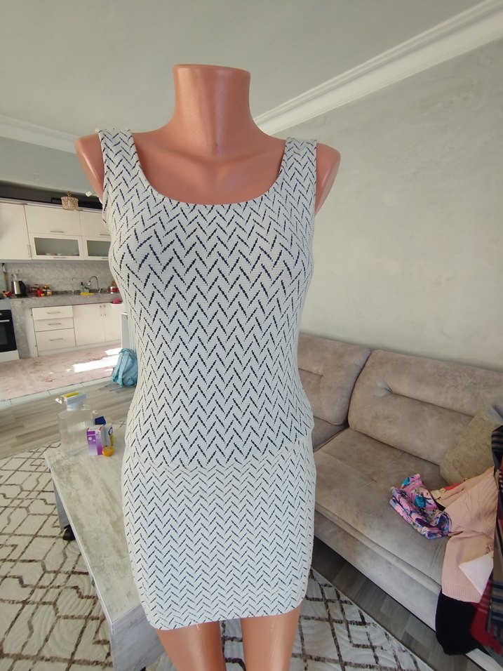 Kadın Beyaz V Yaka Triko Elbise - Görsel 2