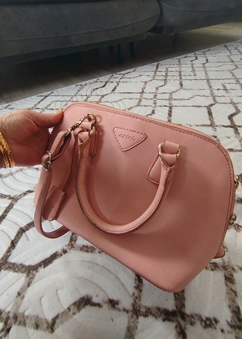 Pembe Deri Kadın Çanta Orjinal fermuarı bozuk - Görsel 2