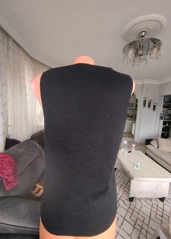 Düğmeli Siyah V Yaka Kadın Yelek - Görsel 2