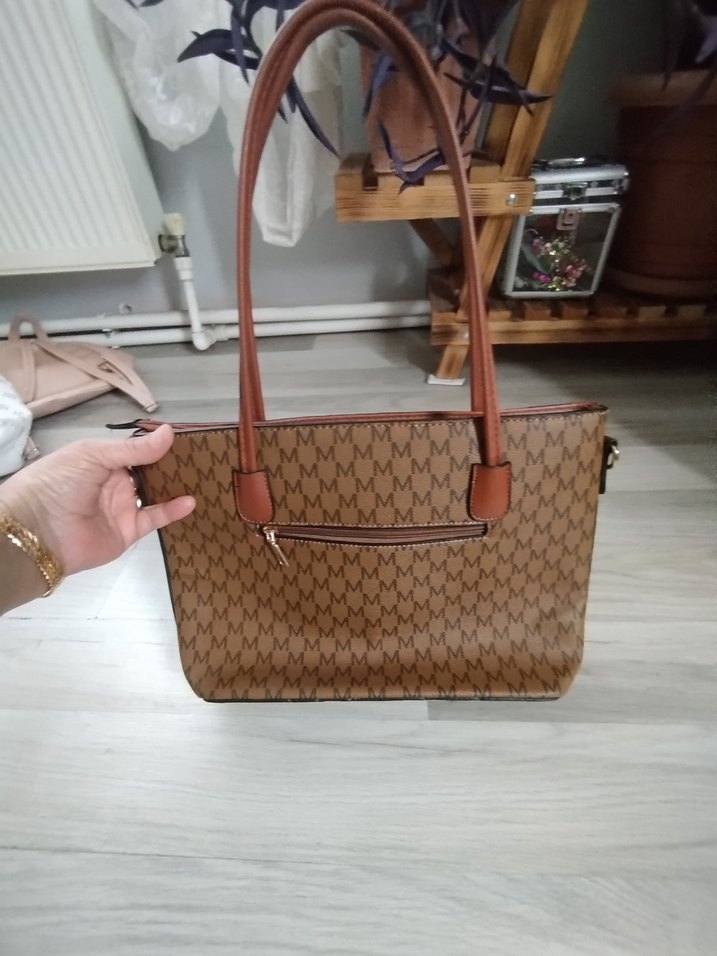 Kahverengi Deri Kadın Omuz Çantası - Görsel 3