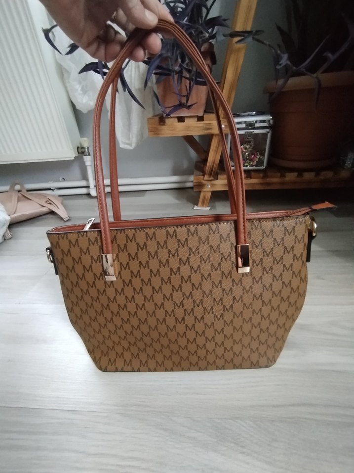 Kahverengi Deri Kadın Omuz Çantası - Görsel 2