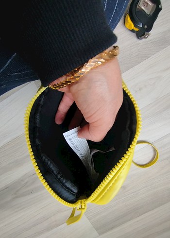 Sarı Deri Kadın Çapraz Çanta Fermuarlı - Görsel 7