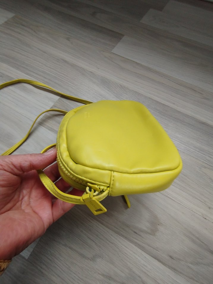 Sarı Deri Kadın Çapraz Çanta Fermuarlı - Görsel 3