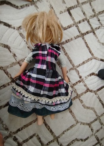 Pembe Ekoseli Elbise Giymiş Koyu Renk Bebek - Görsel 8