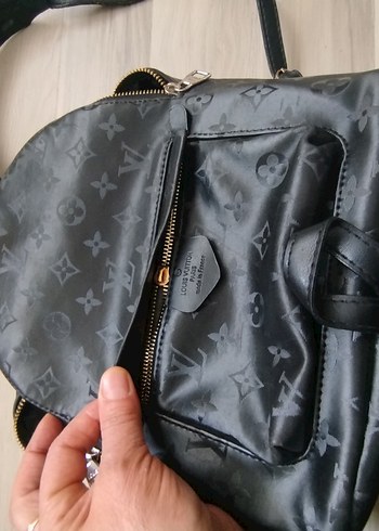 Kadın Siyah Deri Sırt Çantası - Görsel 11