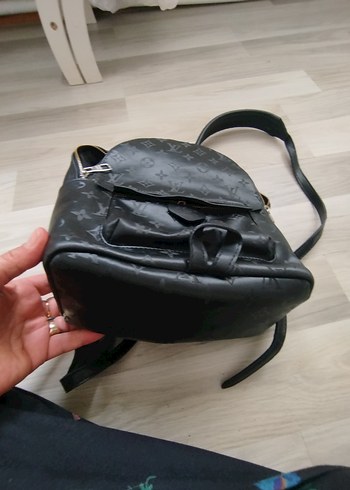 Kadın Siyah Deri Sırt Çantası - Görsel 7