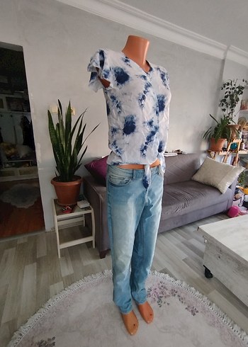 diğer Beden Mavi Bağcıklı Salaş Kadın Jean penye bluz Ölcülerı resimde var