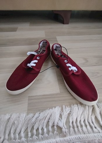 Bordo Kadın Sneakers - Günlük Rahatlık