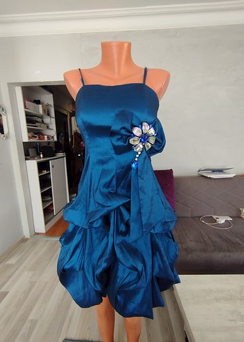 Mavi Mini Drapeli Nakışlı Abiye Elbise