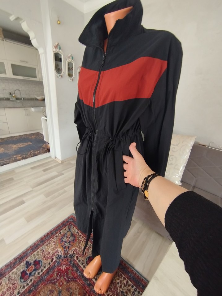 Kadın Siyah Kemerli Uzun Kollu trend - Görsel 2