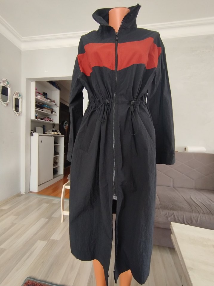 Kadın Siyah Kemerli Uzun Kollu trend - Görsel 3