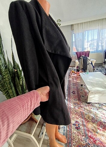 40 Beden siyah Renk Tarz kaşe kaban