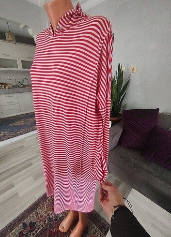 44 Beden kırmızı Renk Büyük beden Uzun tunik