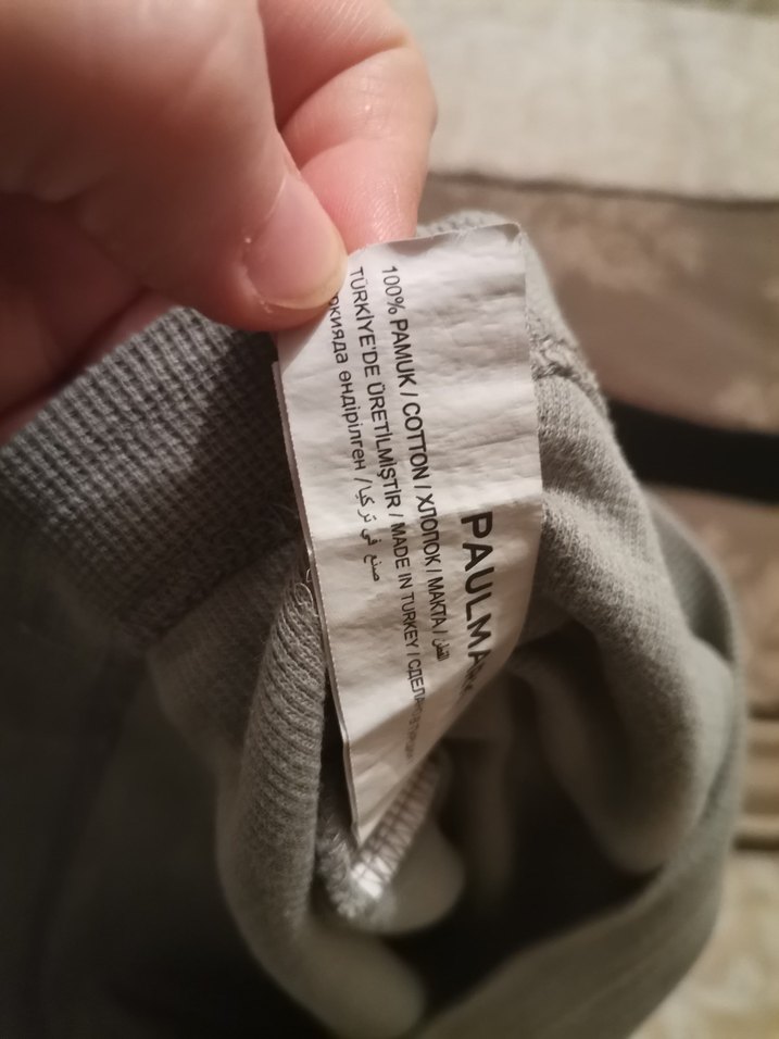 Paulmark marka 3-4yaş 3adet ince swet.Yumuşak kumaştan üretilmiş - Görsel 4