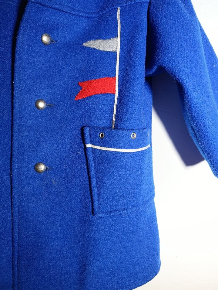 Düğmeli Erkek Çocuk Mavi Kaban - Görsel 2