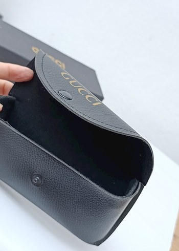 Kadın Parlak Altın Street Wear Gözlük Kutusu - Görsel 2