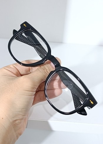 Klasik Siyah Şeffaf Kadın Gözlüğü - Görsel 6