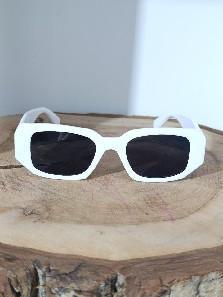 Dikdörtgen Beyaz Kadın Güneş Gözlüğü - Görsel 4