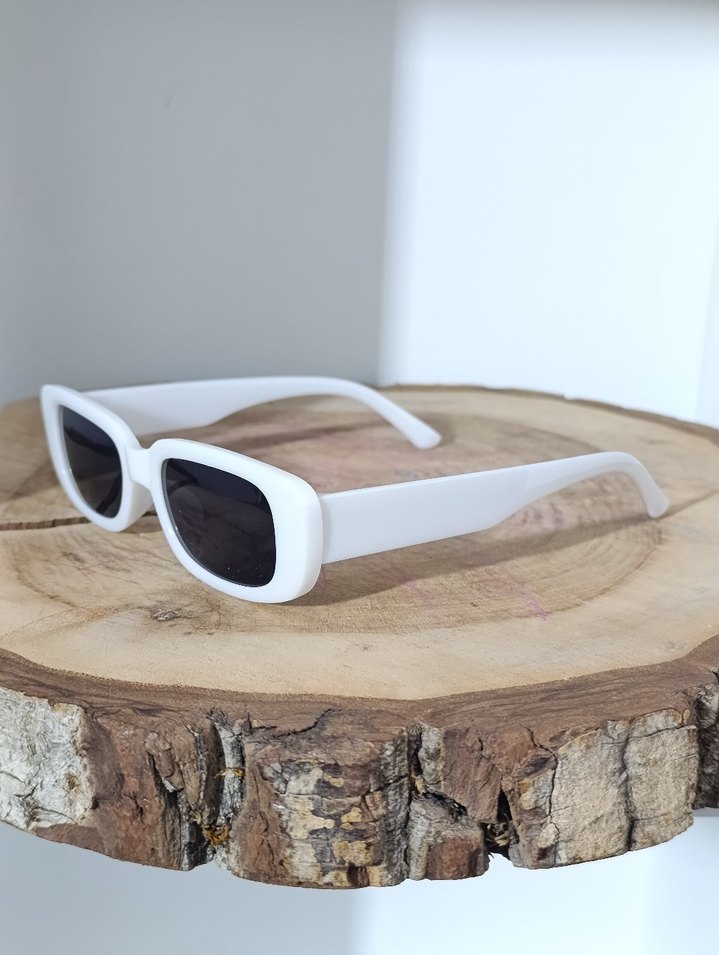 Beyaz Retro Kadın Güneş Gözlüğü - Görsel 2