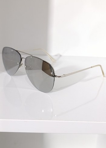 Aynalı Gri Kadın Güneş Gözlüğü - Görsel 4