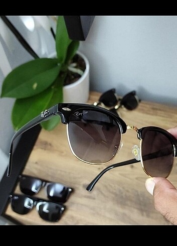 Rayban güneş gözlüğü siyah