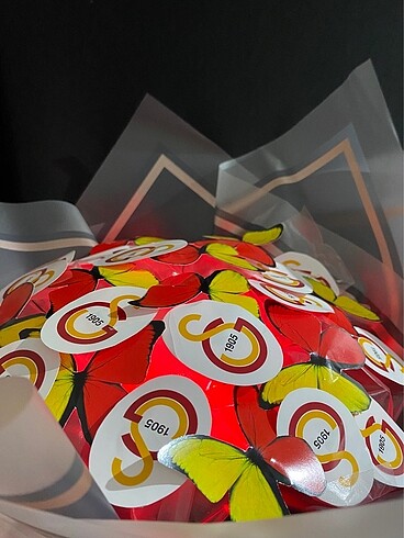 Galatasaraylı kelebek Buket?i
