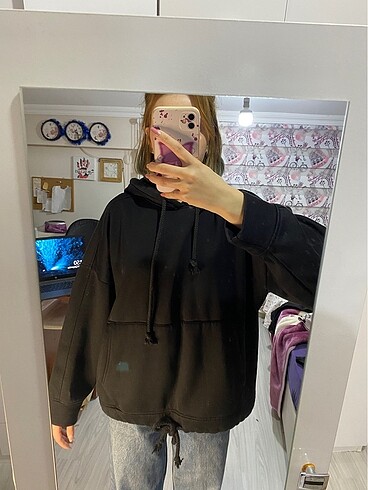 Kapşonlu sweatshirt
