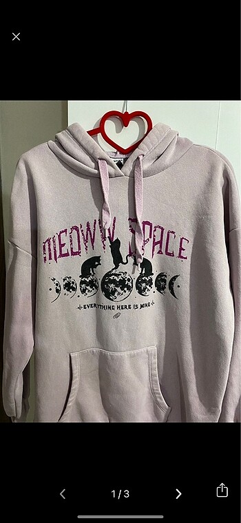 Sweatshirt