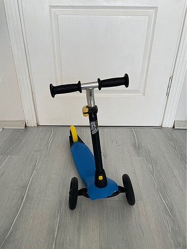 Decathlon scooter