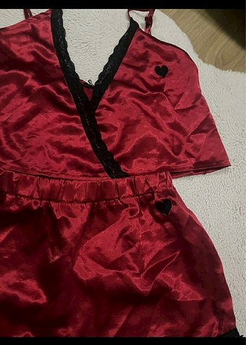s Beden Kırmızı Dantelli Kadın Mini Pijama Takımı