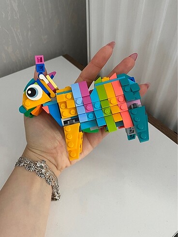 Beden Orijinal Lego Pinata