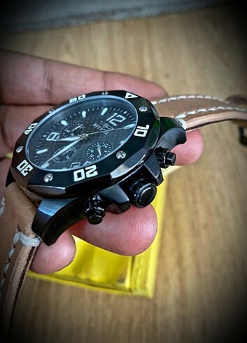 Invicta İNVİCTA SPECIALTY 14890 CARBON FIBER KADRAN SIFIRDAN FARKSIZ 