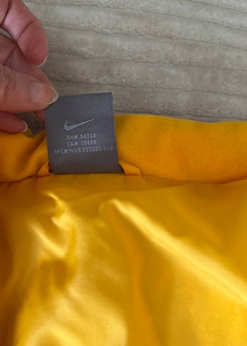 Sarı Düğmeli Erkek Mont Nike orijinal - Görsel 10