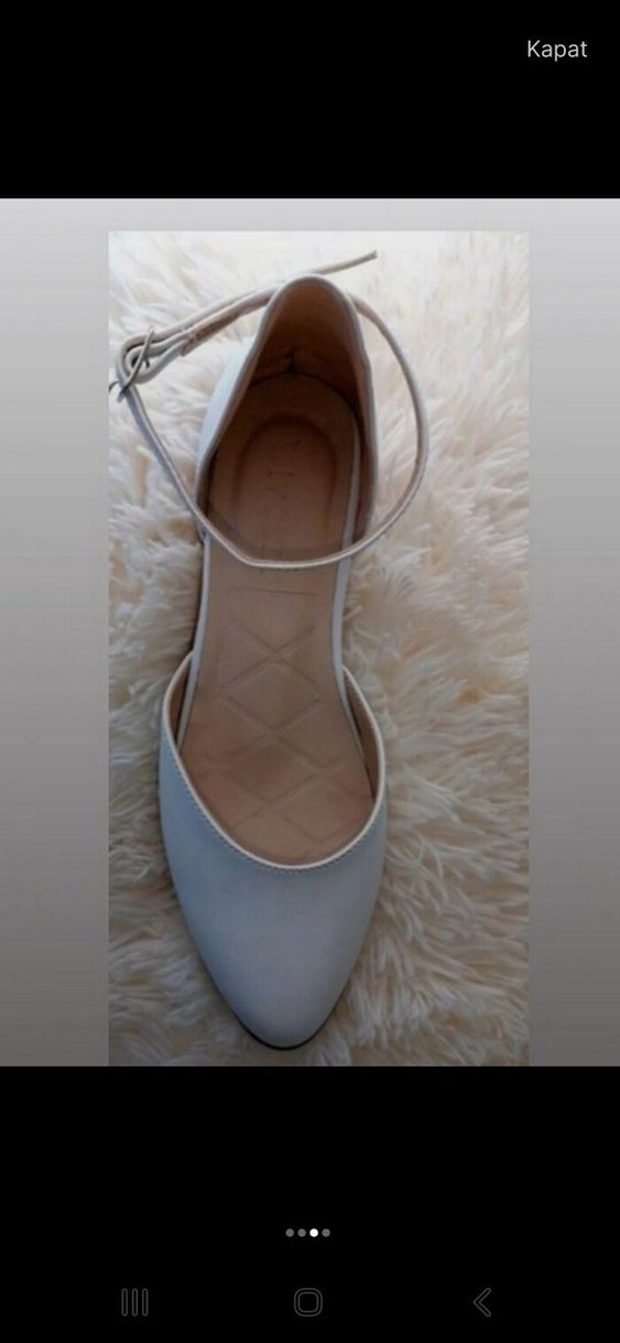 Beyaz Kadın bilekten bağcıklı babet - Görsel 3