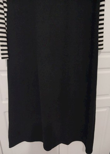 Siyah V Yaka Uzun Gösterişli Elbise - Görsel 3