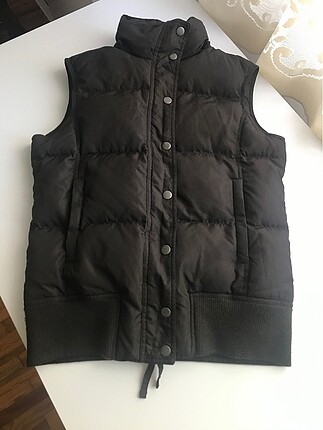 Benetton kaz tüyü şişme yelek