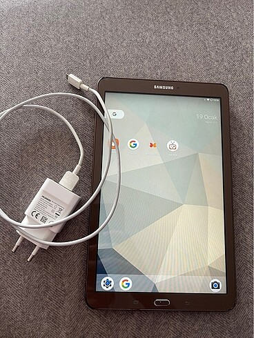 Samsung tablet sm-t560