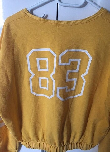 Sweatshirt