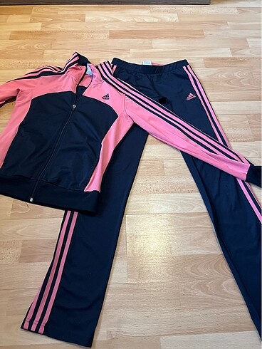 #sweatshirt #orjinal #adidas #adidastakım#eşofmantakımı