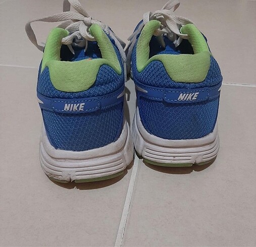 38 Beden Nike temiz