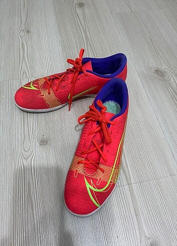 Nike orjinal bikac kez kullanıldı 