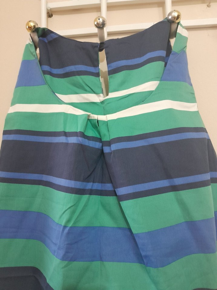 Çizgili, Piliseli, Kolsuz Midi Elbise - Görsel 2