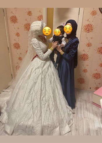 40 Beden beyaz Renk Uzun Beyaz A-Line Gelinlik, Halter Yaka, İnce Askılı