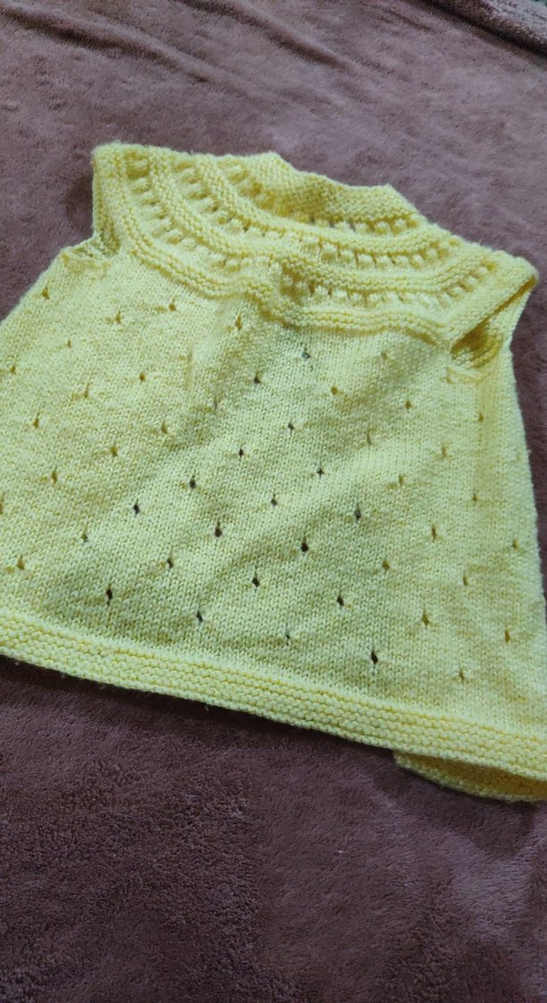 Sarı Kız Çocuk Örgü Kolsuz Hırka - Görsel 3