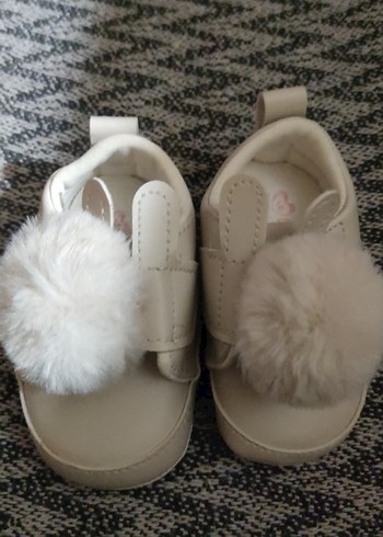 Beyaz Kürklü İlk Adım Ayakkabısı - Görsel 2