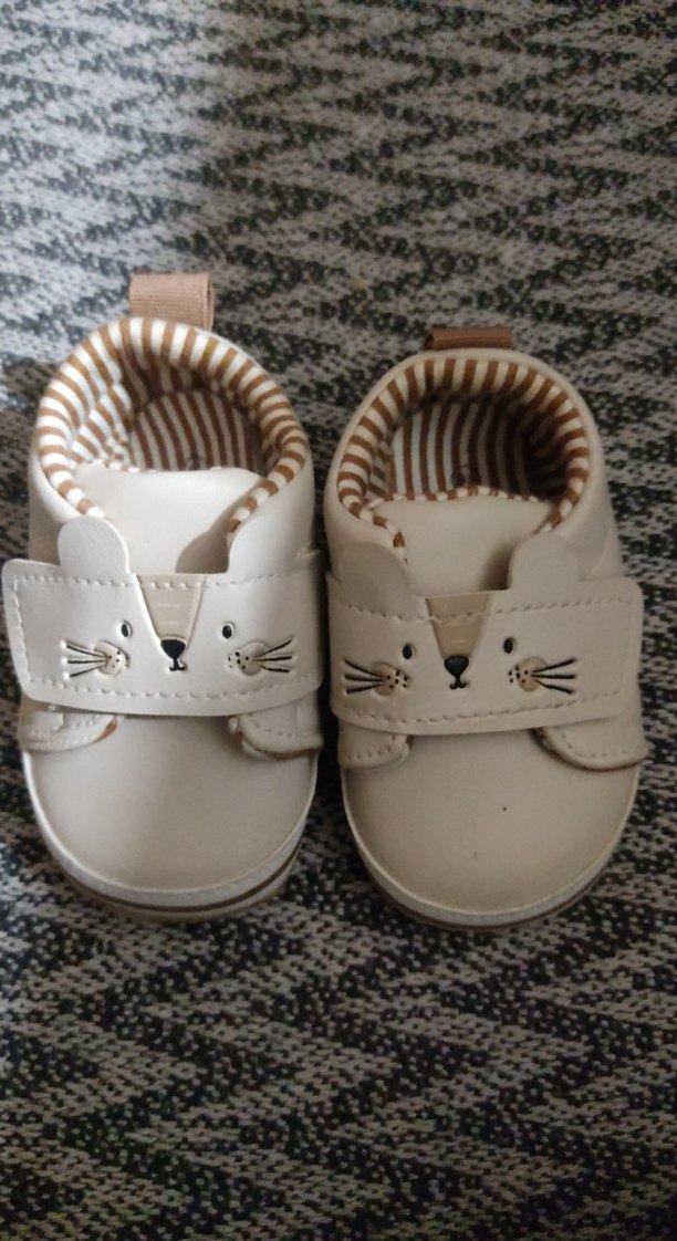 Beyaz Kürklü İlk Adım Ayakkabısı - Görsel 4