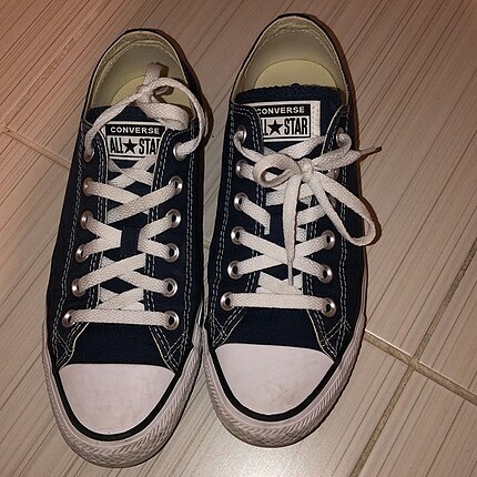 Lacivert Converse ayakkabı