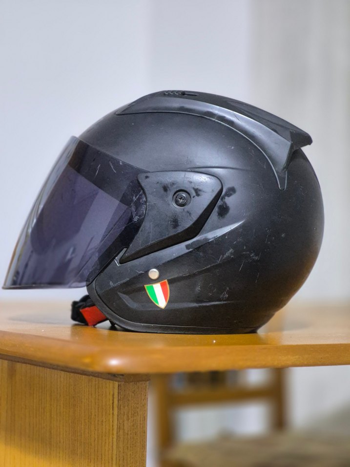 Siyah Kemerli Biker Motosiklet Kaskı - Görsel 2