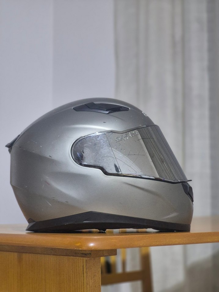 Gri Metal Kaplamalı Motosiklet Kaskı ayna vizöt - Görsel 3