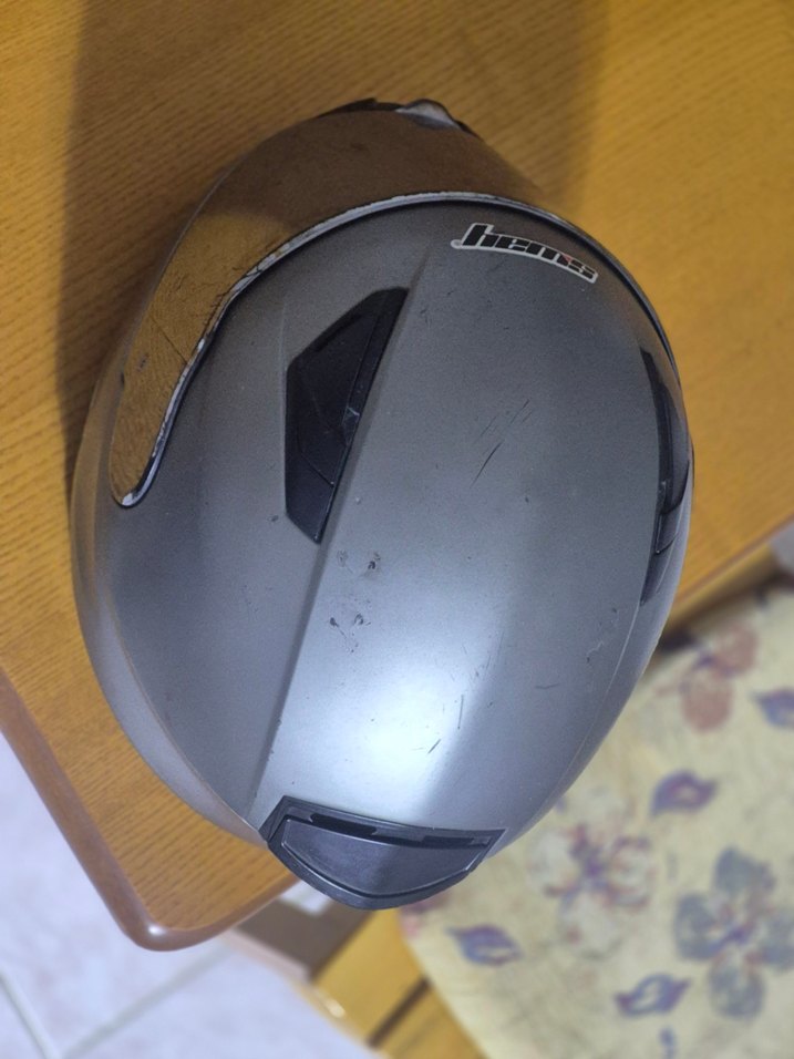 Gri Metal Kaplamalı Motosiklet Kaskı ayna vizöt - Görsel 4